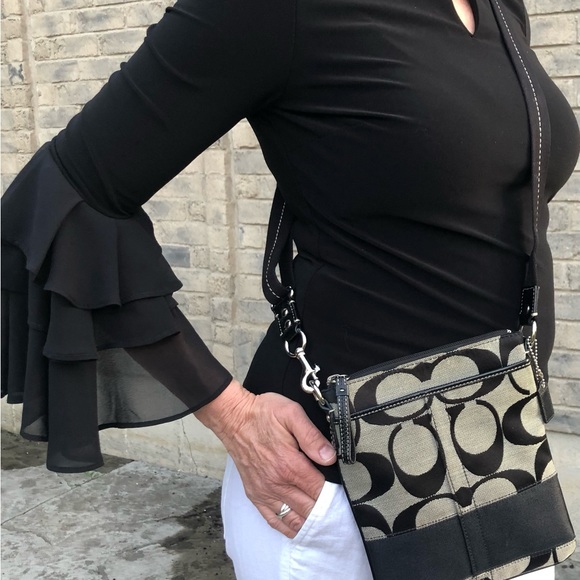 Classic Coach Monogram Messenger Bag - Picture 2 of 2